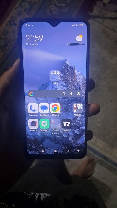 Срочно продам телефон Redmi 9