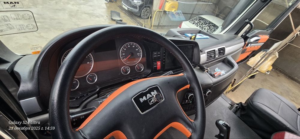 Man TGS 41.400 Sarakanoshka