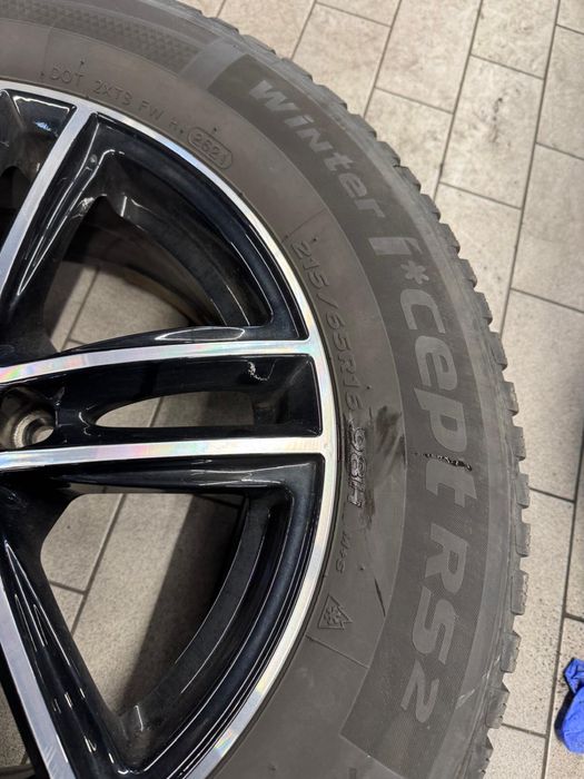 Jante si Cauciucuri Iarna Nissan Qashqai  215/65/R16 Senzori Presiune