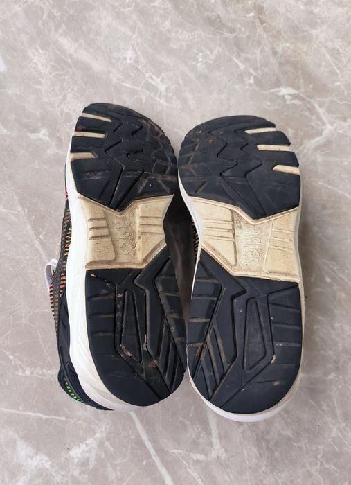 Asics Gel-Kayano Trainer Evo 42,5