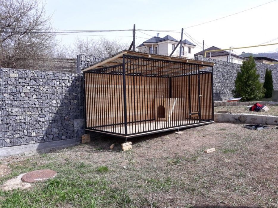 Вольеры для собак.