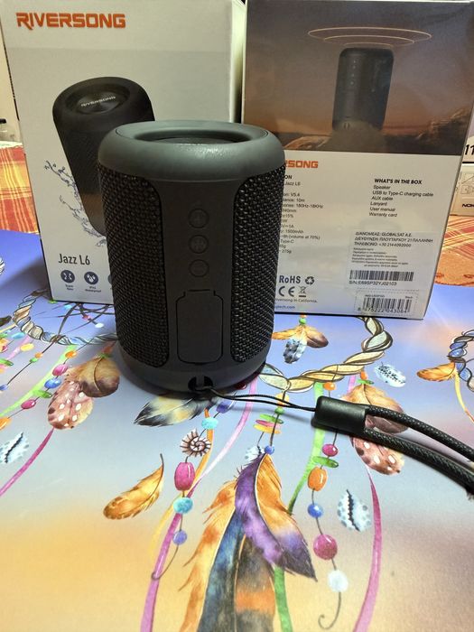 Telefon TCL + boxa portabila