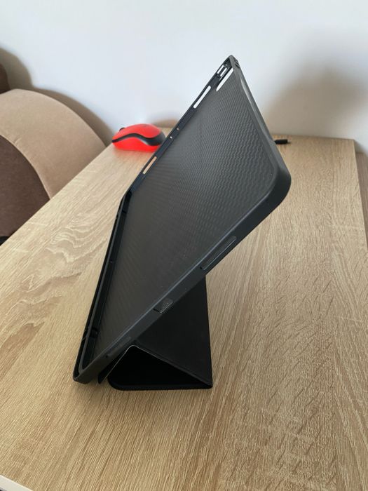 Ipad pro(2021),a 5ageneratie,plus apple pencil(generatia a doua)..