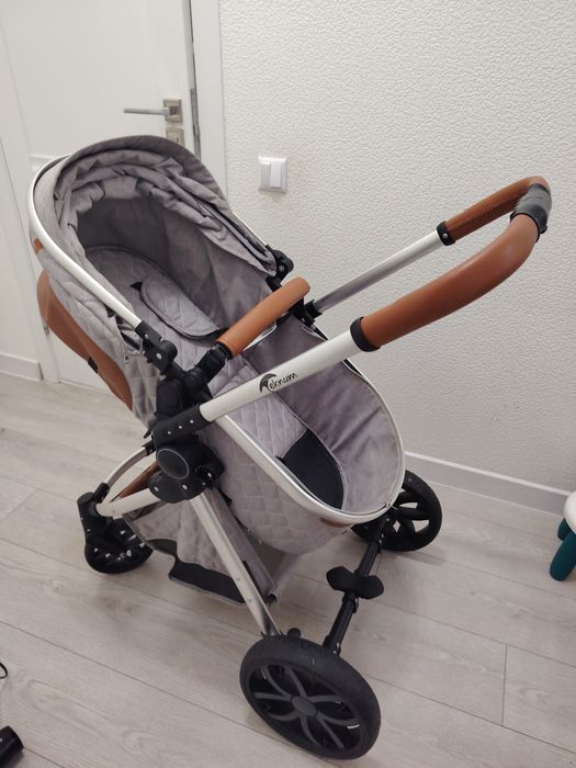 Продам детскую коляску