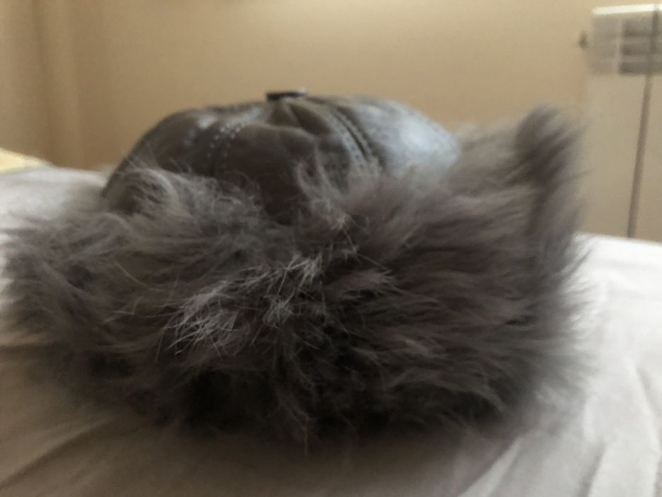 Шапки от естествена кожа