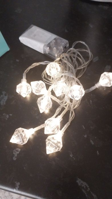 Елочные украшения. Светящиеся гирлянды.