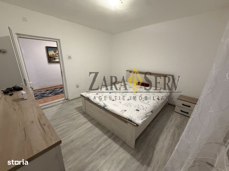 Casă cu 4 camere și garaj dublu