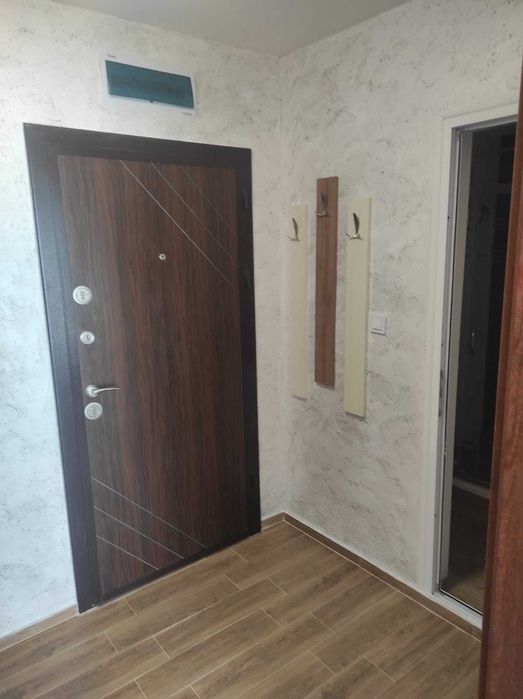 Дава се под наем Двустаен апартамент в Асеновград - 76 кв.м за 510 € - Снимка #14