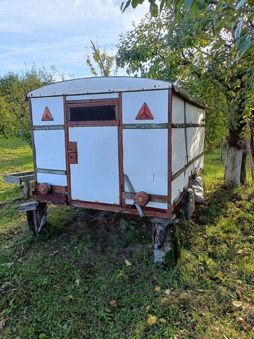 Pavilion Apicol - 10 stupi / 12 Rame