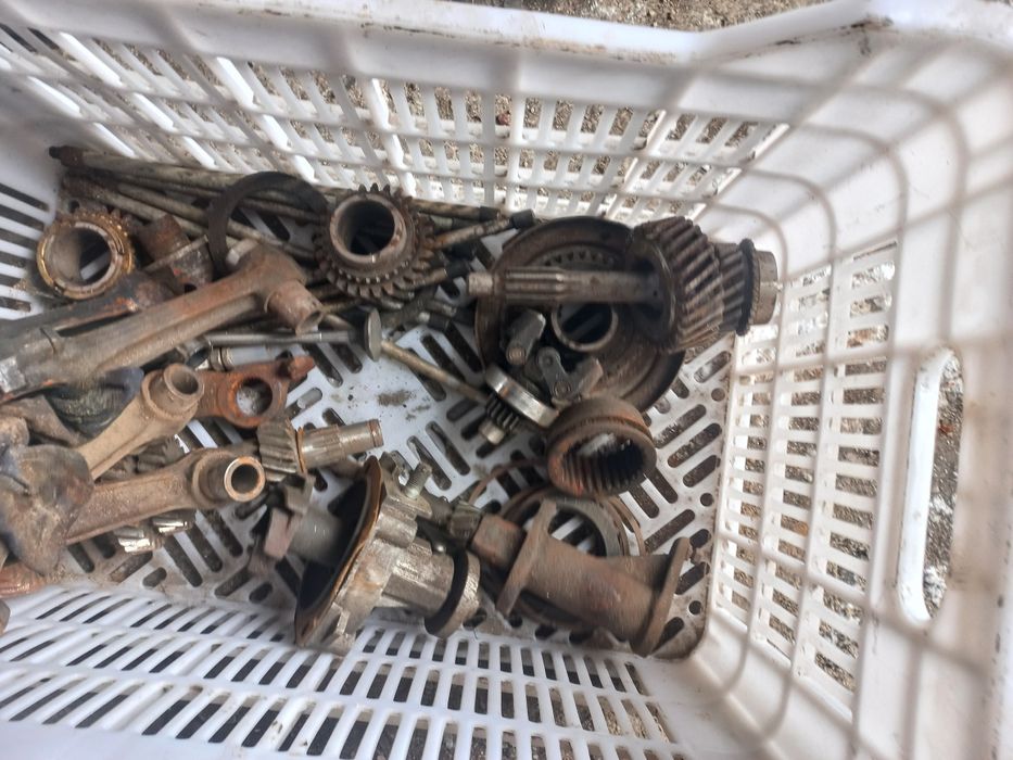 Запчасти от Волги  газели