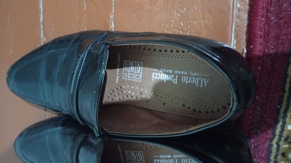 Туфли мужские продаю