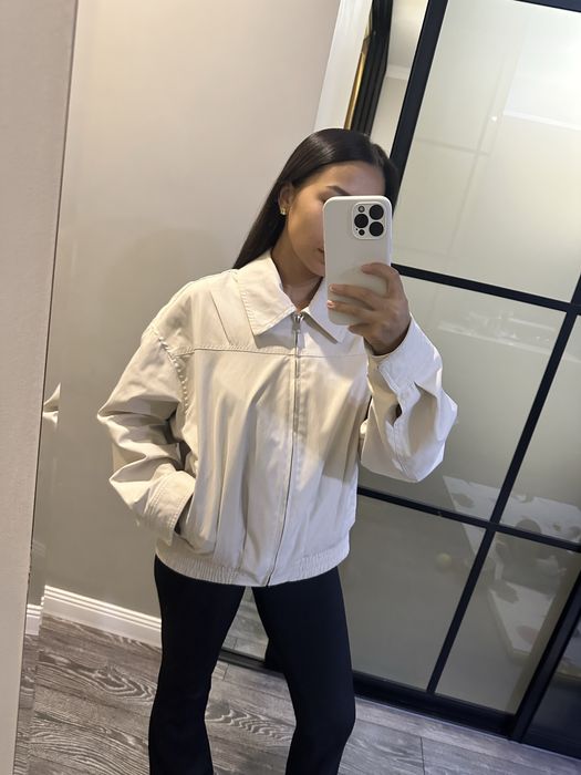 Продам бомбер, Zara