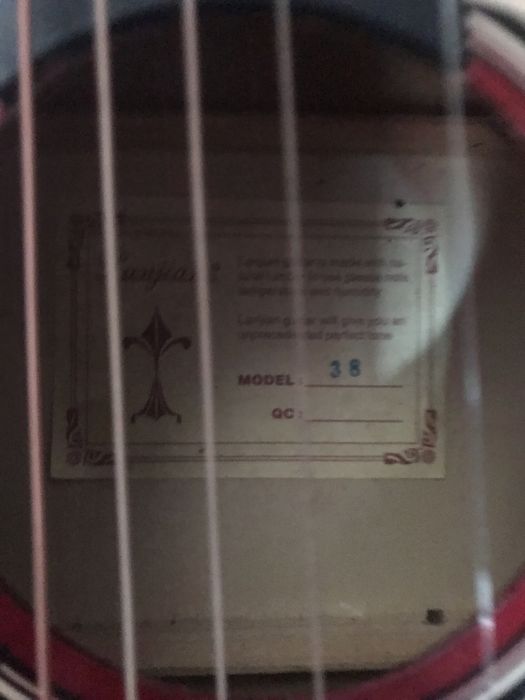 Гитара сатылады обмен жок