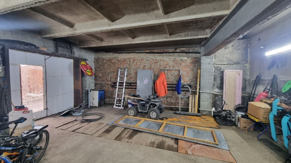 Продам гараж (бокс) срочно