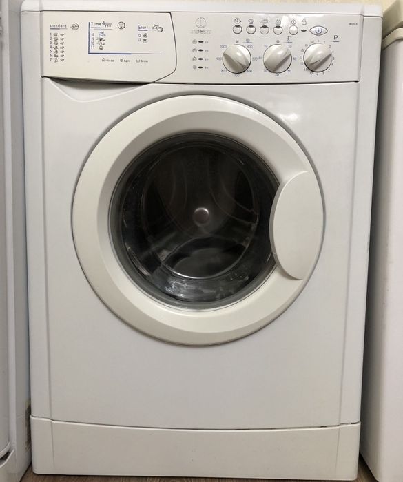 Стиральная машина Indesit