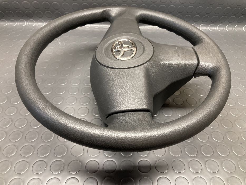 Волан с еърбег за тойота рав4/Toyota Rav4 06-08г