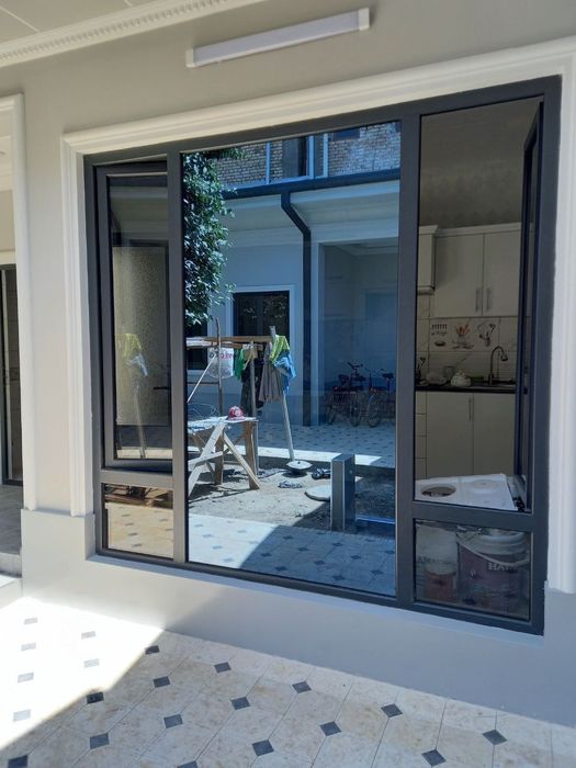 Akfa Imzo Engelberg PVX va Alumin eshik va romlar arzon va sifatli