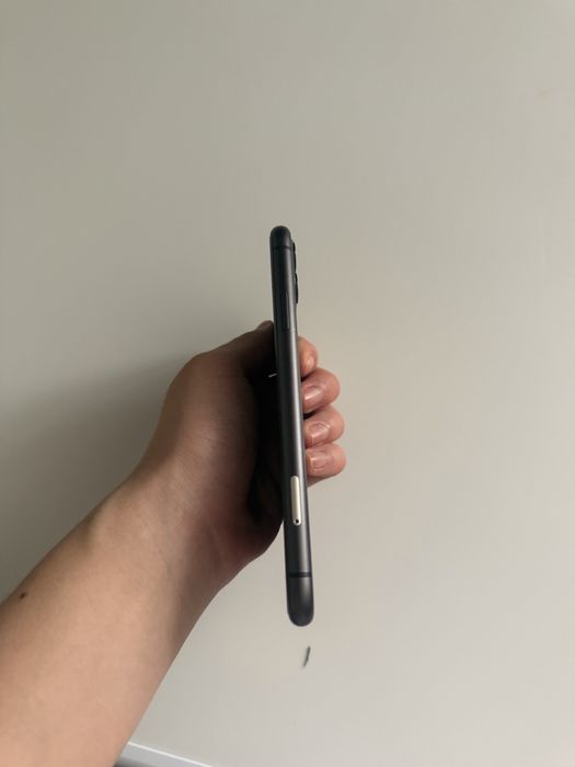 Продам Iphone 11 64gb
