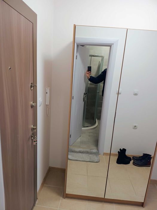 Отдавам под наем двустаен апартамент