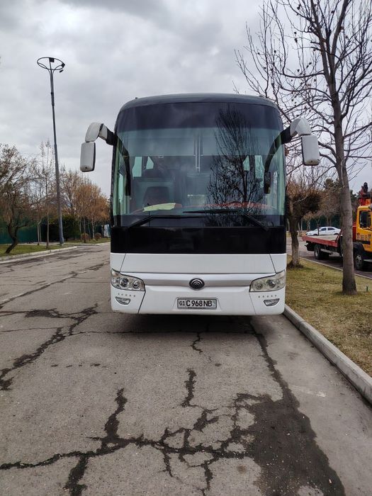 Yutong avtobus sotiladi