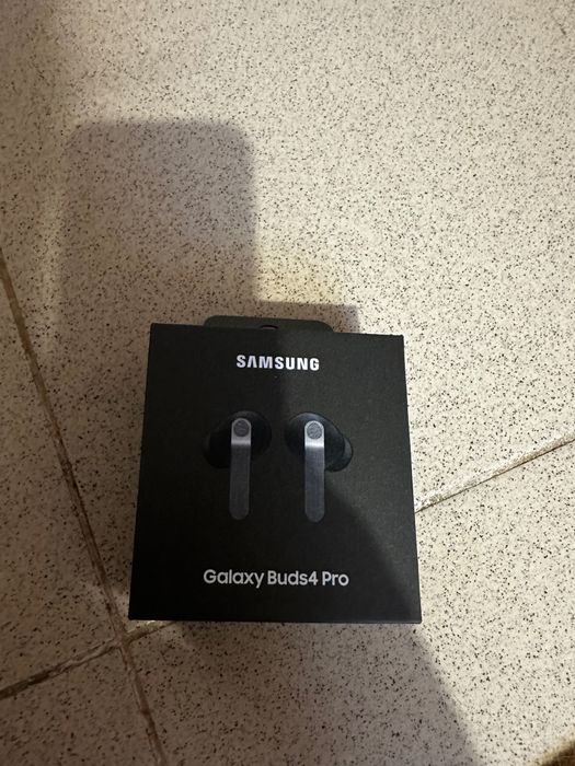 Слушалки Samsung galaxy buds 4 pro