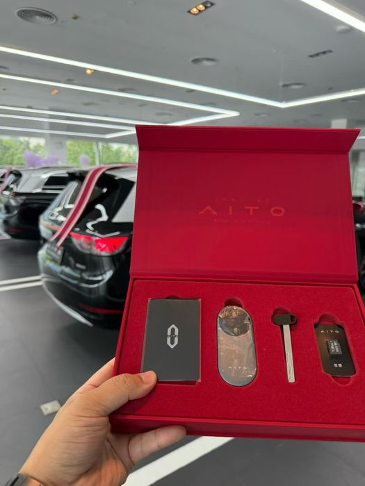 AITO M9 ultra  Restaling 2025.06