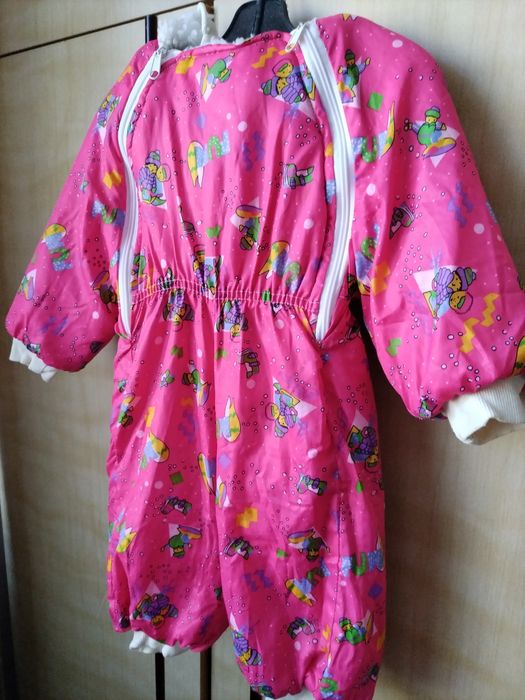 Бебешки ескимос/космонавт.