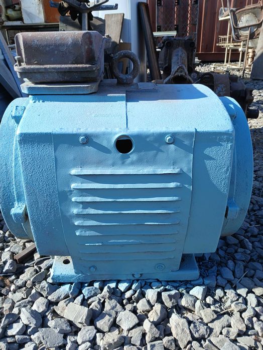 Электродвигатель 380/220, 3000 об. мин., 90кВт.