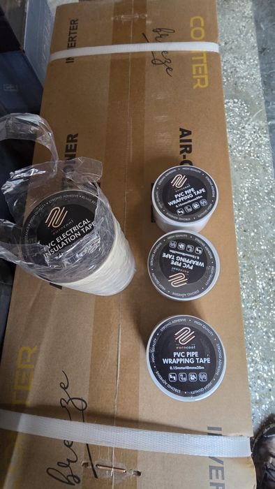 Спрей за почистване на пластмаси за климатик