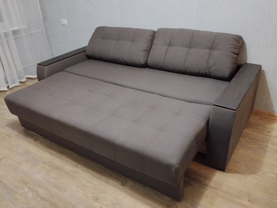 Продам диван б/у