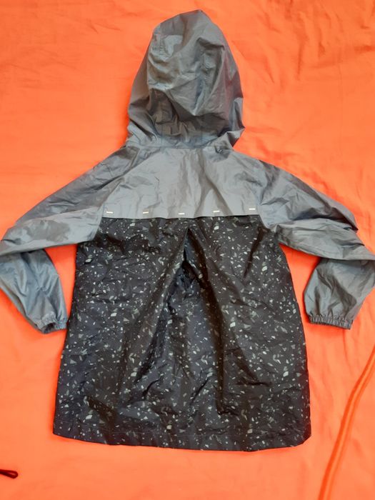 Jacheta/Foita de vant si ploaie Quetchua 4-5 ani