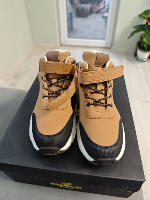 Детски обувки и маратонки