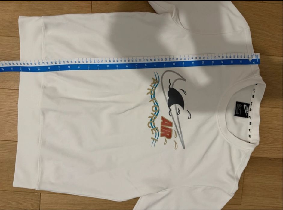 Bluza nike alba.