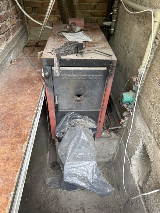 Котел за пекети с горелка