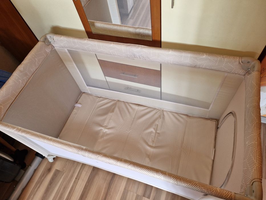 Бебешка кошара Lorelli