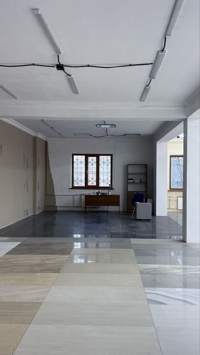 Магазин Батыс-1 600 кв.м