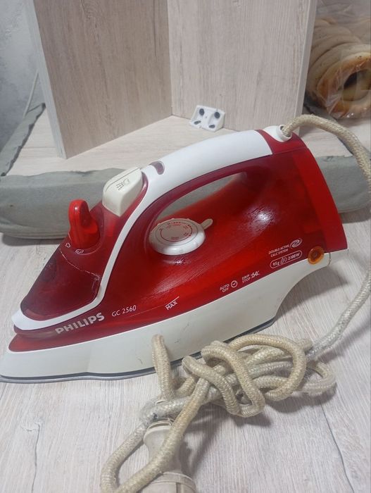 Продается утюг Филипс