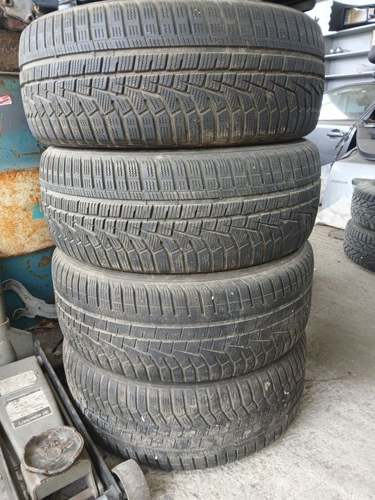 Зимни гуми 225/55/17 HANKOOK 4 броя