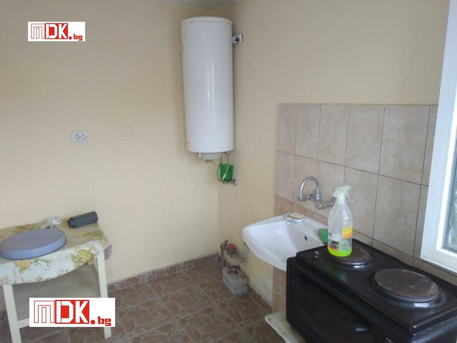 Продава се Къща в Първомай - 100 кв.м за 570 €/кв.м - Снимка #4