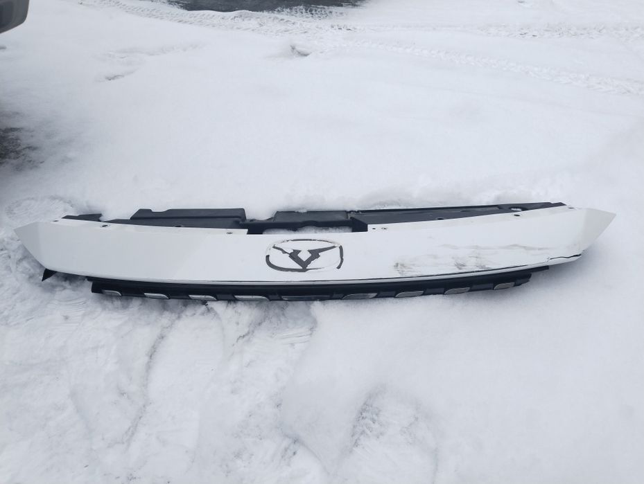 Kaiyi E5 решетка радиатора нижняя.