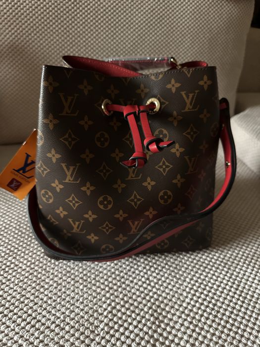 Чанта Louis Vuitton