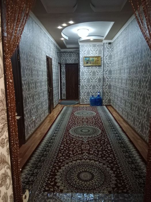 Qarshi shahar davlat hizmatlaridan utganda 4 etajli dollardan dom soti