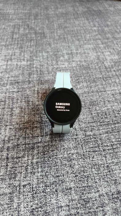 Samsung Galaxy Watch 4 44mm LTE/4G (eSIM)