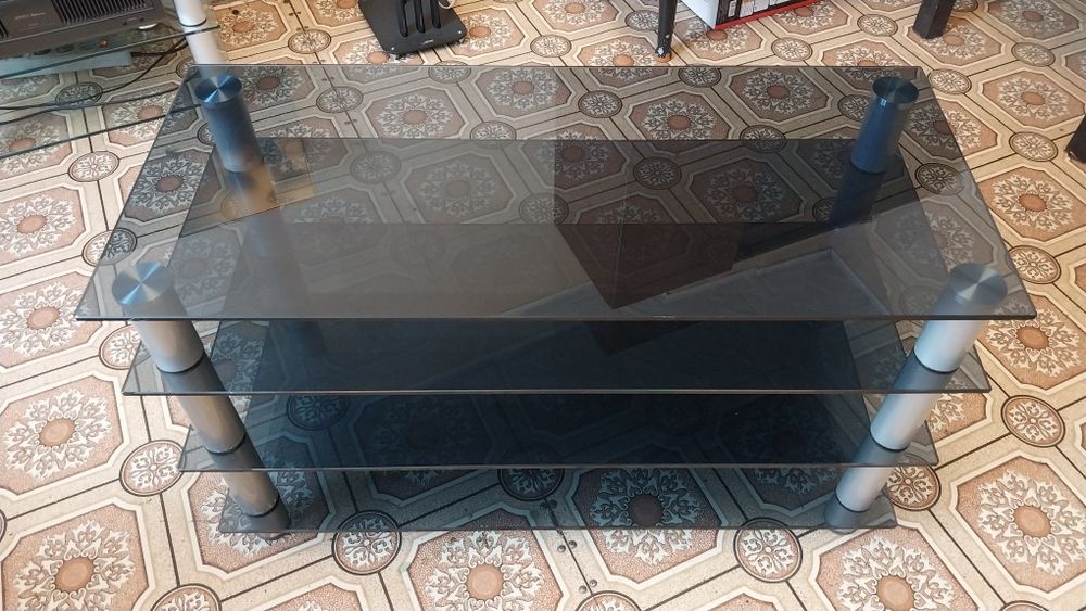 Стеклянная тумба, столик