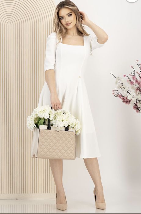 Vand rochie alba, noua cu ericheta