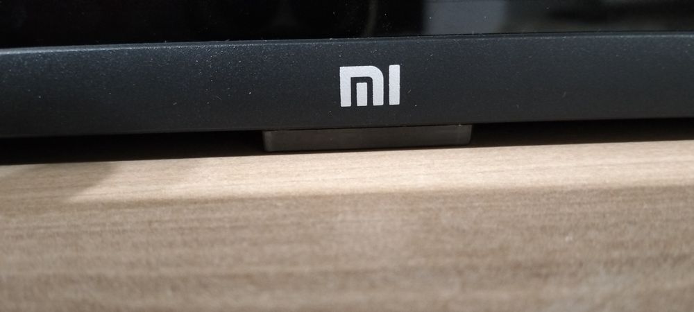 Продам телевизор mi