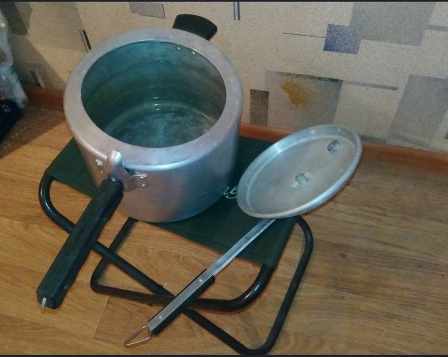 Продам Скороварку на "6 литров"