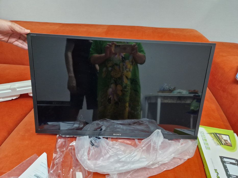 Продам телевизор Sony