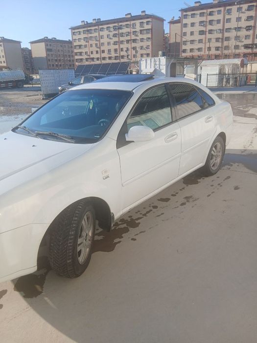 Lasetti 2010 yil sotiladi