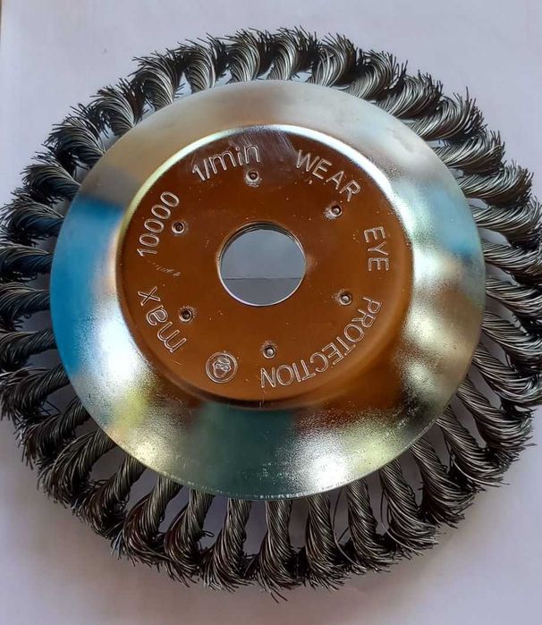 Perie sârmă rotativă / disc curățat buruieni și rugină 8 inch (20 cm) - Nou